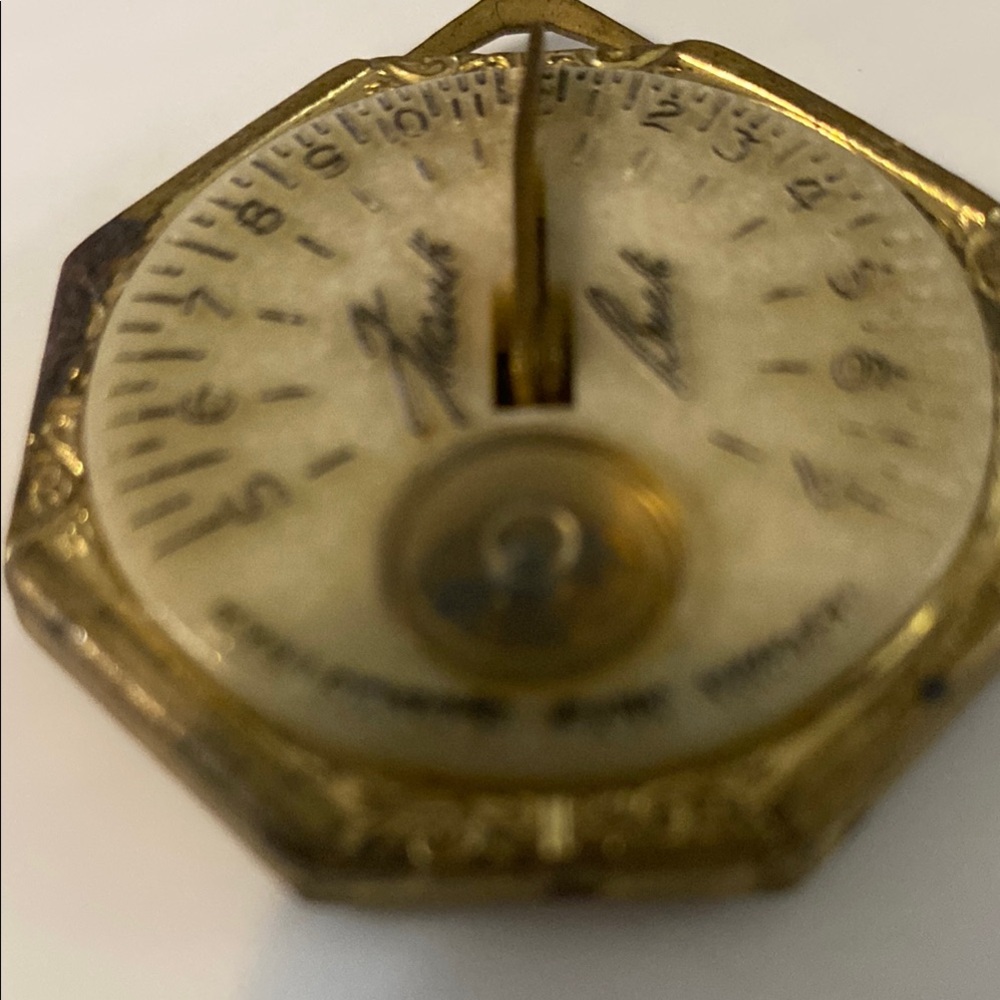 Vintage Frank Buck Explorer's Sun Watch - Picture 2 of 11